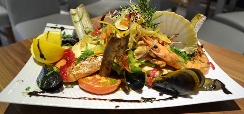 La parillada poissons frais et fruits de mer La parillada poissons frais et fruits de mer